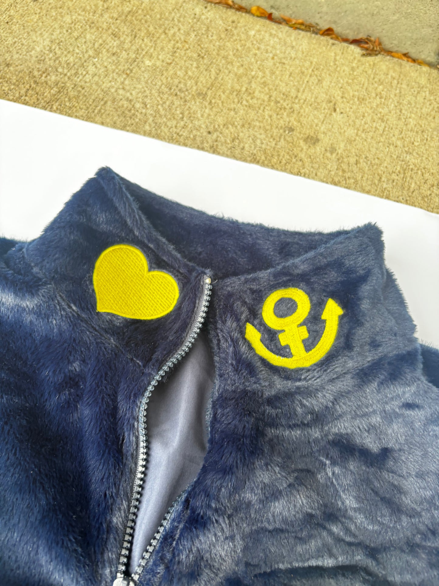 "JOSUKE" 9oz HEAVY EMBROIDERED ZIPUP FLEECE